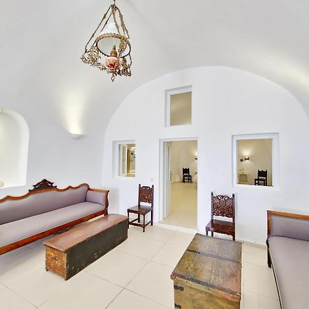 Karpimo Horizon - Caldera View With Private Hot Tub Villa Firostefani Exterior photo