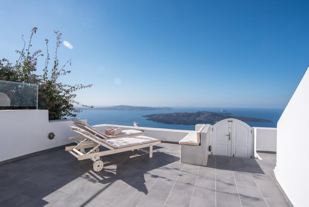 Karpimo Horizon - Caldera View With Private Hot Tub Villa Firostefani Room photo